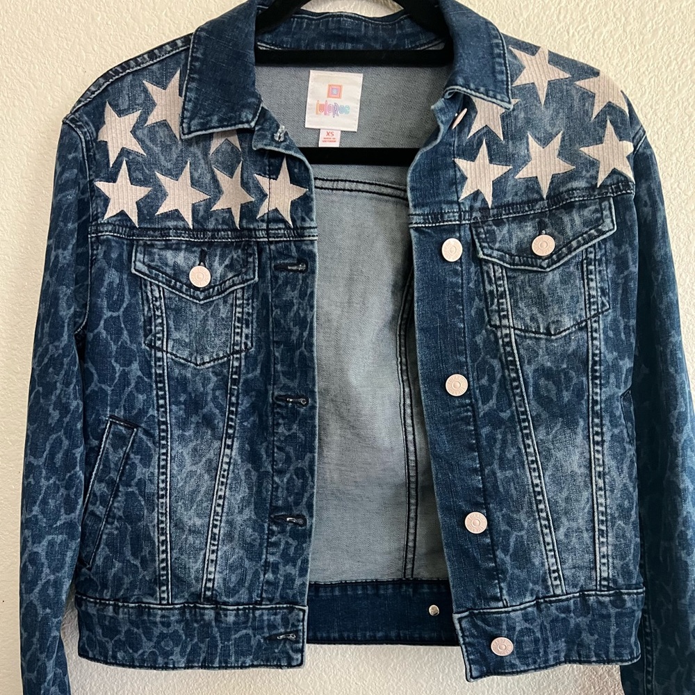 Lularoe denim star’s & cheetah print jacket